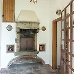 Villa Tenuta Sagherina 8, Emma