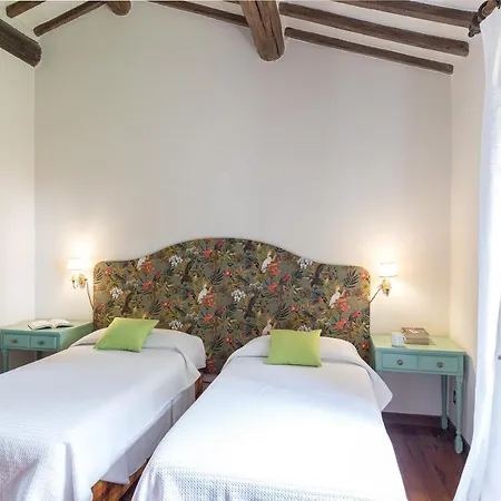 Villa Tenuta Sagherina 8, Emma Cortona
