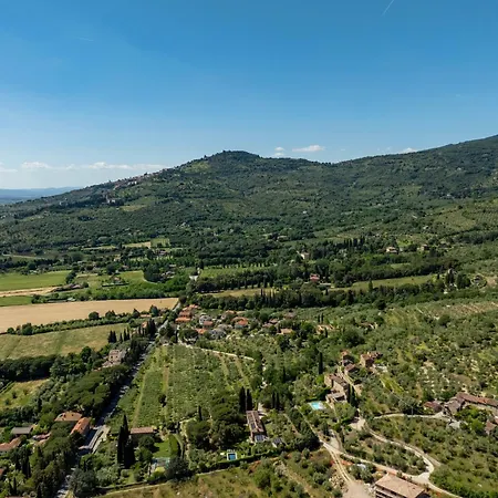 Tenuta Sagherina 8, Emma Cortona