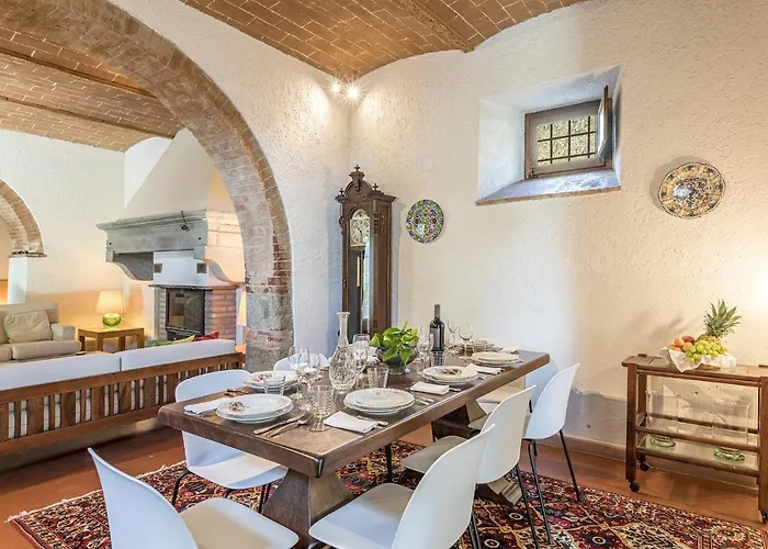 Villa Tenuta Sagherina 8, Emma *